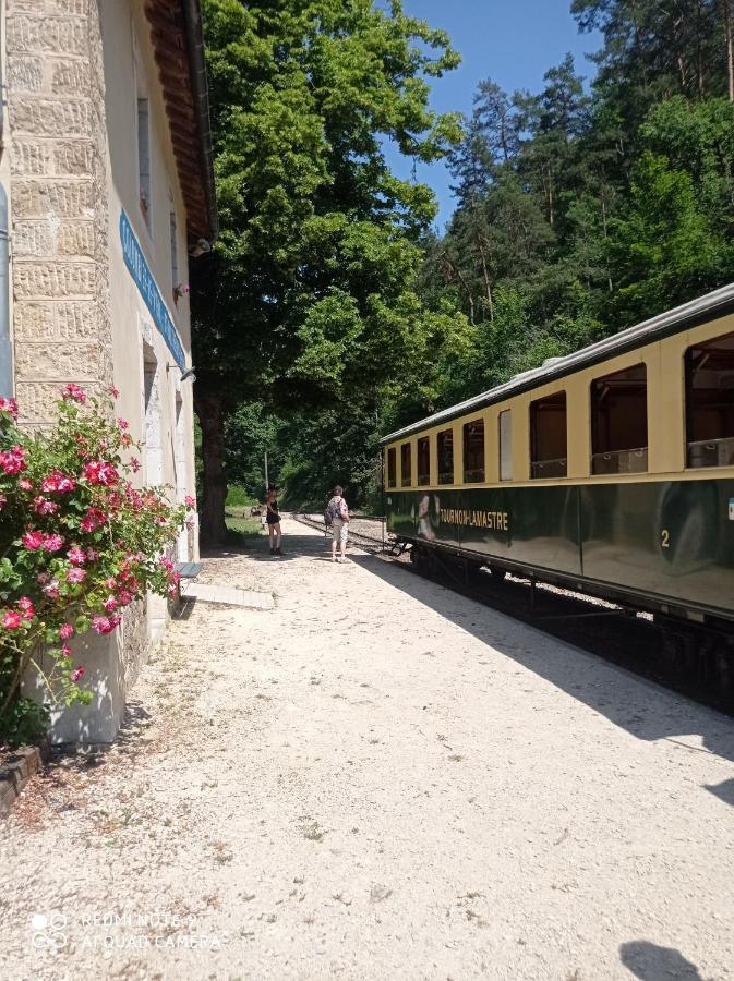 Ferme de fenivou Boulieu-les-Annonay Exterior foto